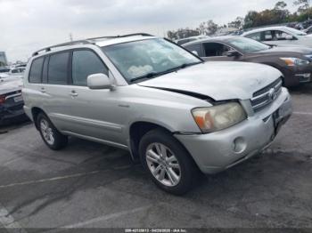  Salvage Toyota Highlander