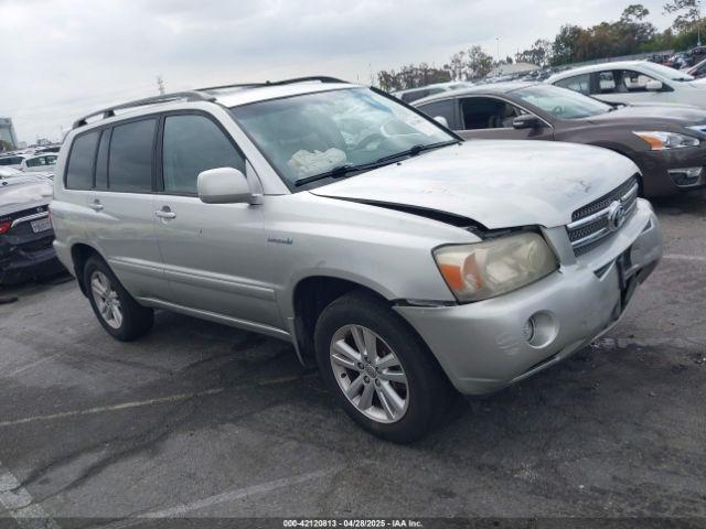 Salvage Toyota Highlander