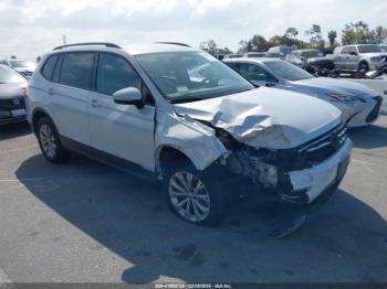  Salvage Volkswagen Tiguan