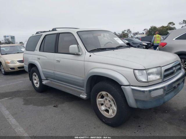  Salvage Toyota 4Runner