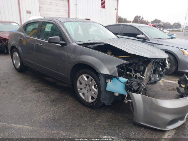  Salvage Dodge Avenger
