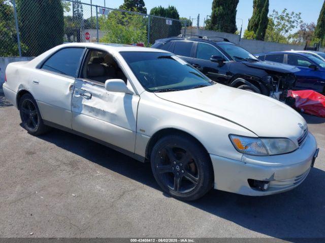  Salvage Lexus Es
