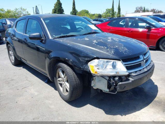  Salvage Dodge Avenger