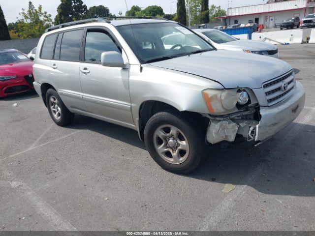  Salvage Toyota Highlander