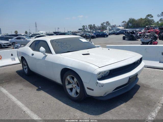  Salvage Dodge Challenger