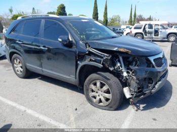  Salvage Kia Sorento