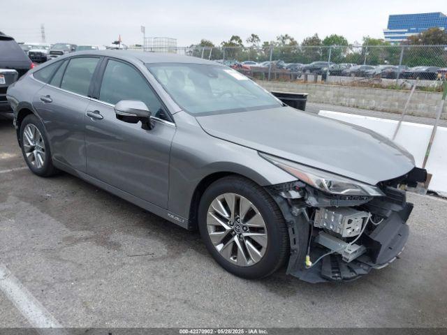  Salvage Toyota Mirai