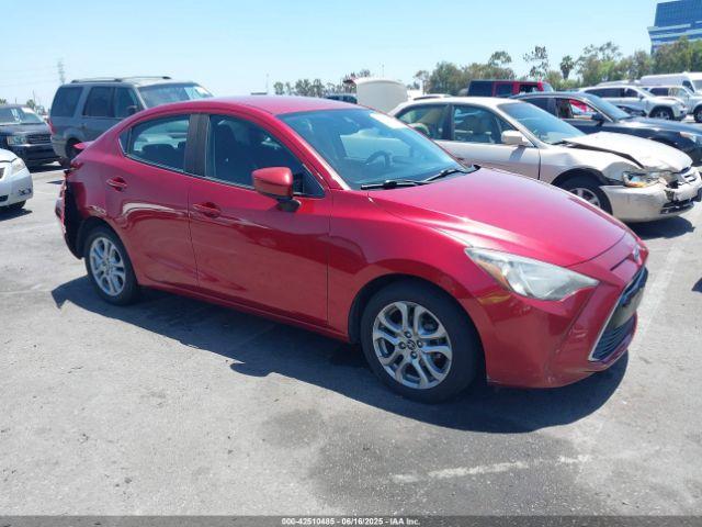  Salvage Toyota Yaris
