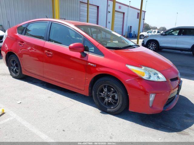  Salvage Toyota Prius