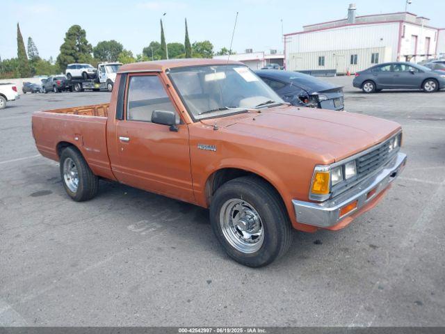  Salvage Nissan 720