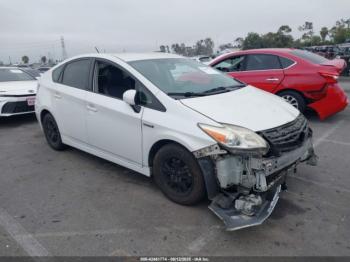  Salvage Toyota Prius