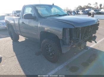  Salvage Chevrolet Silverado 1500