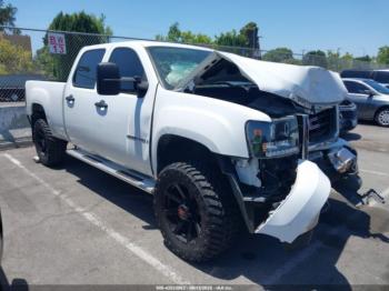  Salvage GMC Sierra 2500
