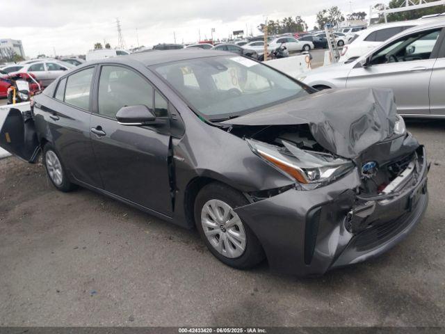  Salvage Toyota Prius