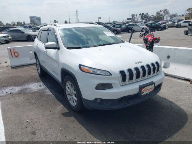  Salvage Jeep Cherokee