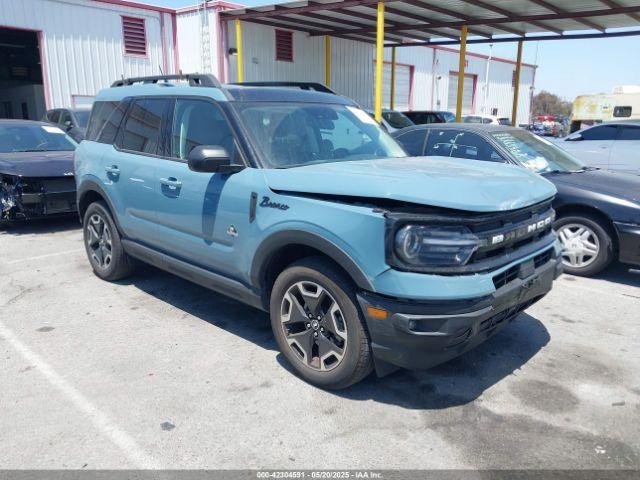  Salvage Ford Bronco