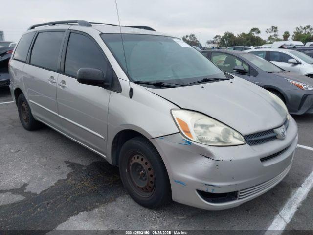  Salvage Toyota Sienna