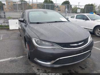  Salvage Chrysler 200