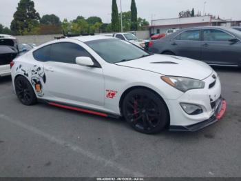  Salvage Hyundai Genesis