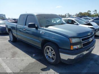  Salvage Chevrolet Silverado 1500