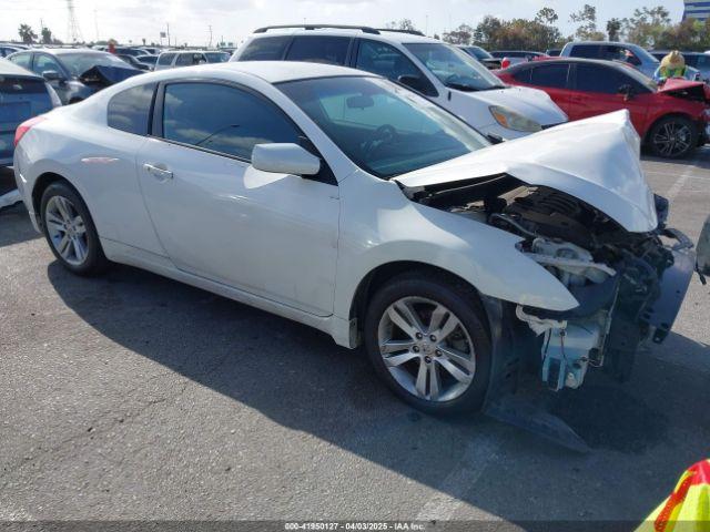  Salvage Nissan Altima