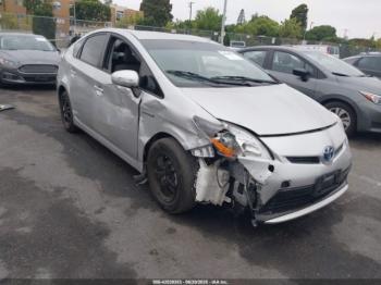  Salvage Toyota Prius