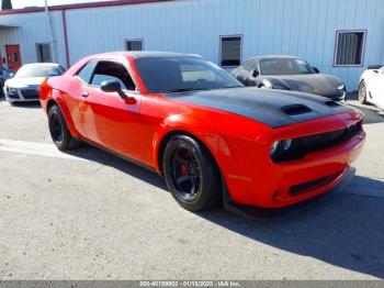  Salvage Dodge Challenger