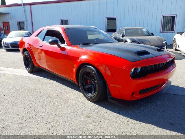  Salvage Dodge Challenger