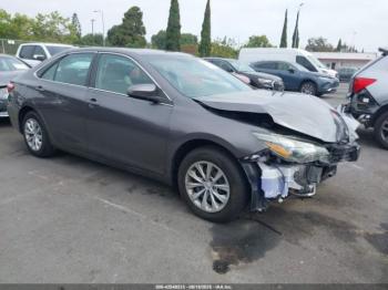  Salvage Toyota Camry