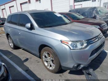  Salvage Mitsubishi Outlander
