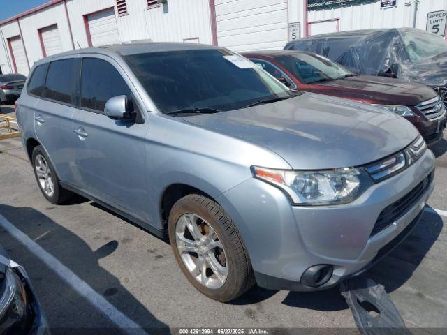  Salvage Mitsubishi Outlander