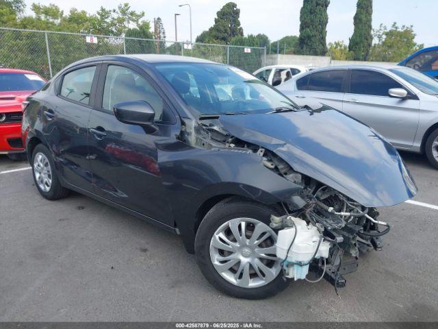  Salvage Toyota Yaris