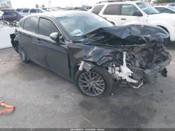  Salvage Lexus Es