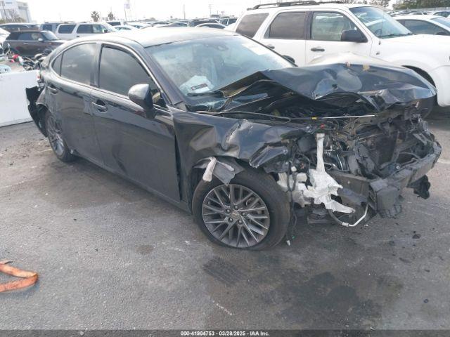  Salvage Lexus Es
