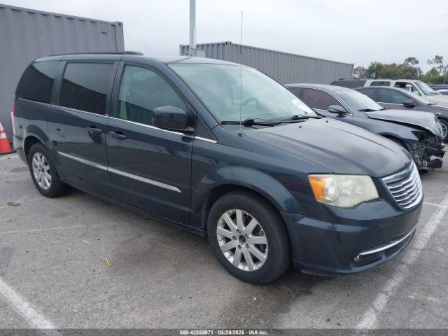  Salvage Chrysler Town & Country