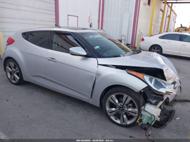  Salvage Hyundai VELOSTER