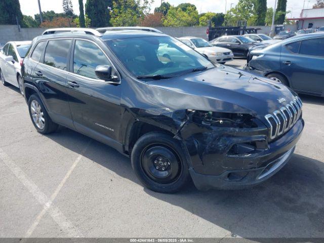  Salvage Jeep Cherokee