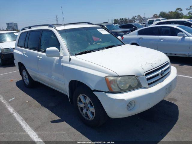  Salvage Toyota Highlander