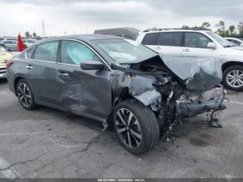  Salvage Nissan Altima