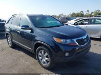  Salvage Kia Sorento
