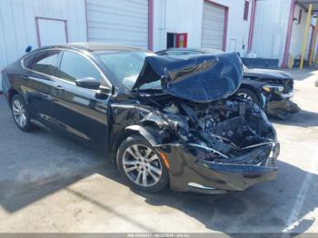  Salvage Chrysler 200