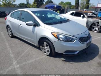  Salvage Kia Forte