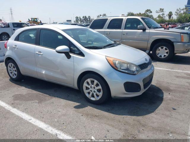  Salvage Kia Rio