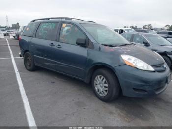  Salvage Toyota Sienna