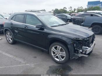  Salvage Mercedes-Benz GLA