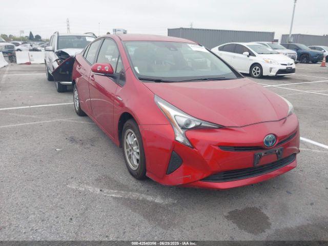  Salvage Toyota Prius