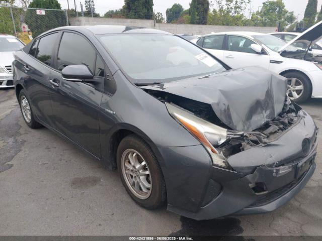  Salvage Toyota Prius