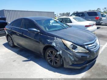  Salvage Hyundai SONATA