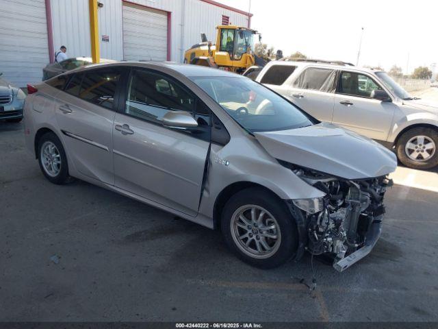  Salvage Toyota Prius Prime
