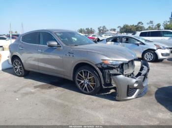  Salvage Maserati Levante